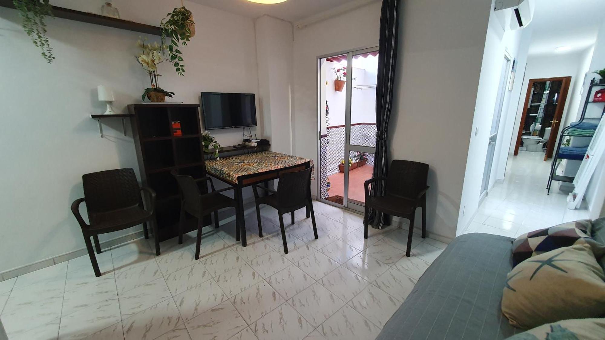 Apartamentos Eduardo Rico Nerja Bilik gambar